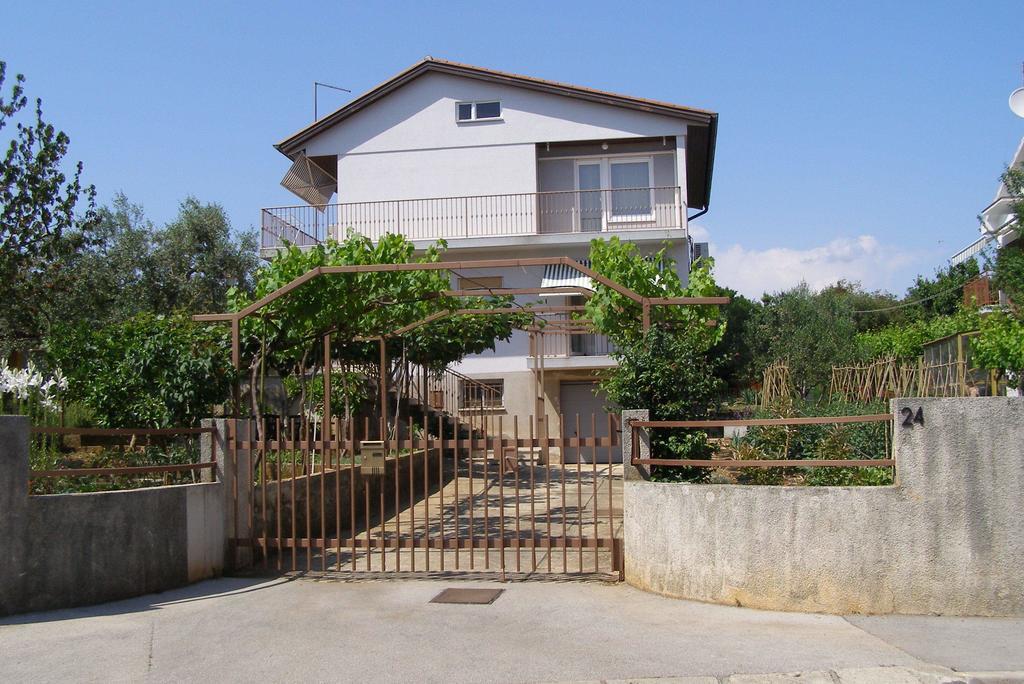 Apartment Vallelunga Πούλα Δωμάτιο φωτογραφία